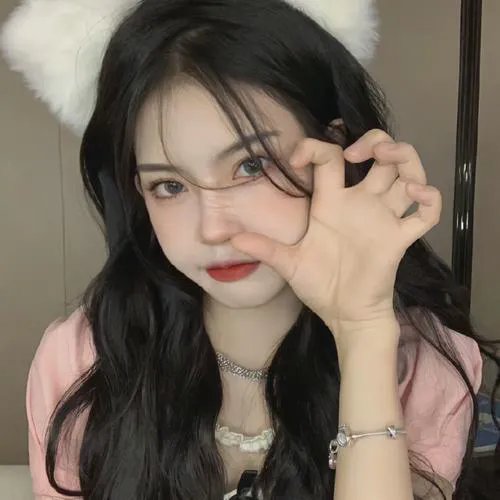 他她他她